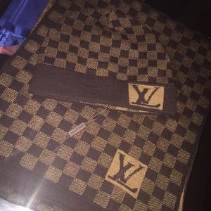 Louis Vuitton Hat and scarf